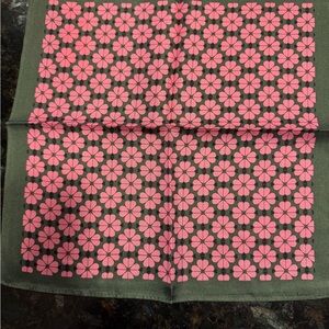 NWOT Kate Spade Floral Patterned Scarf - Pink and Green